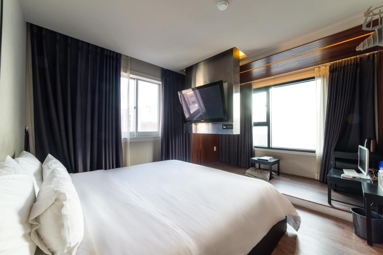 Hotel Bridge Пусан Экстерьер фото